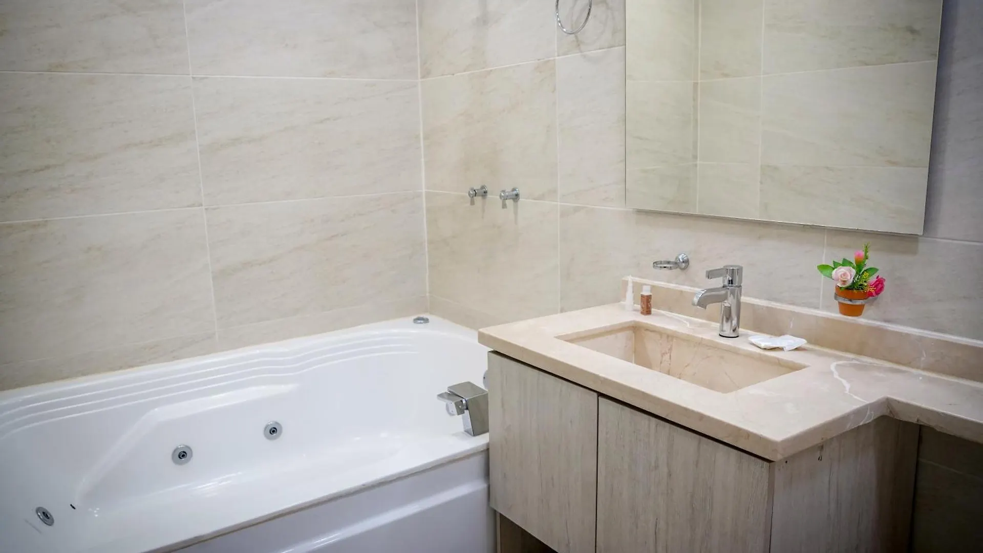 Club De Bienestar Ilar Marrakech Hotell Cali